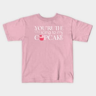 Cute Romantic Cupcake Design for Women in Love Valentine's Day Kids T-Shirt